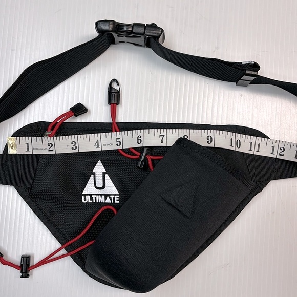ULTIMATE RUNNING/JOGGING WAIST PACK WITH BOTTLE HOLDER - BLACK - Picture 7 of 8